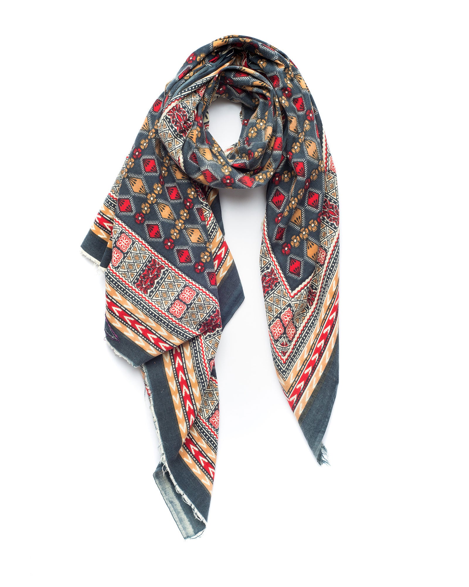 Tatua Lako Scarf