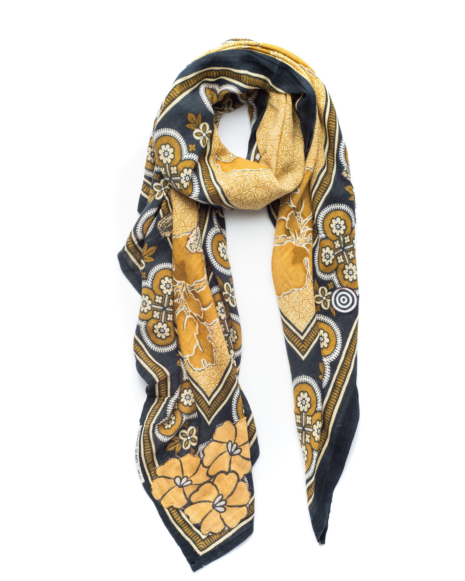 Mungu Hana Scarf