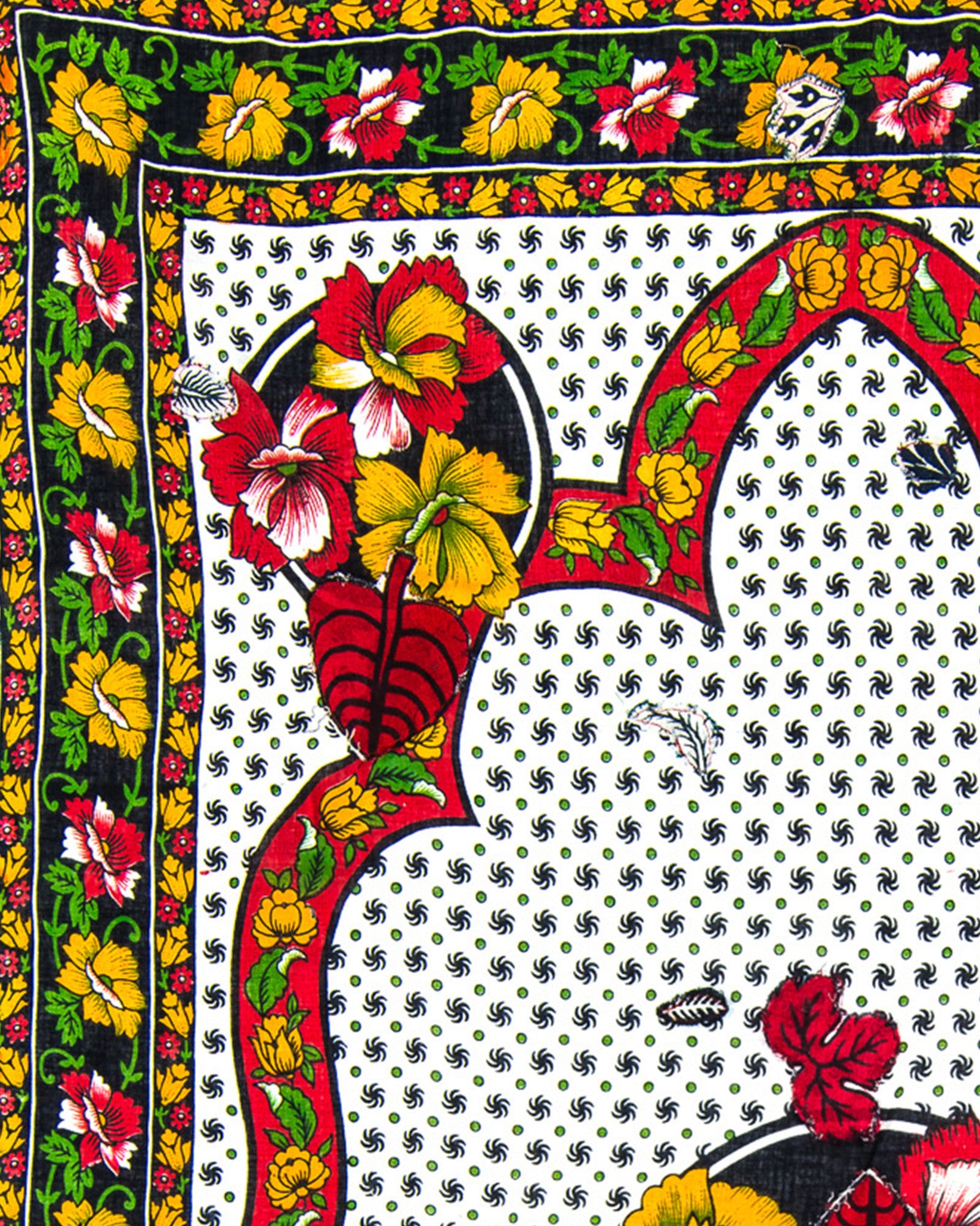 Nitavumilia Scarf