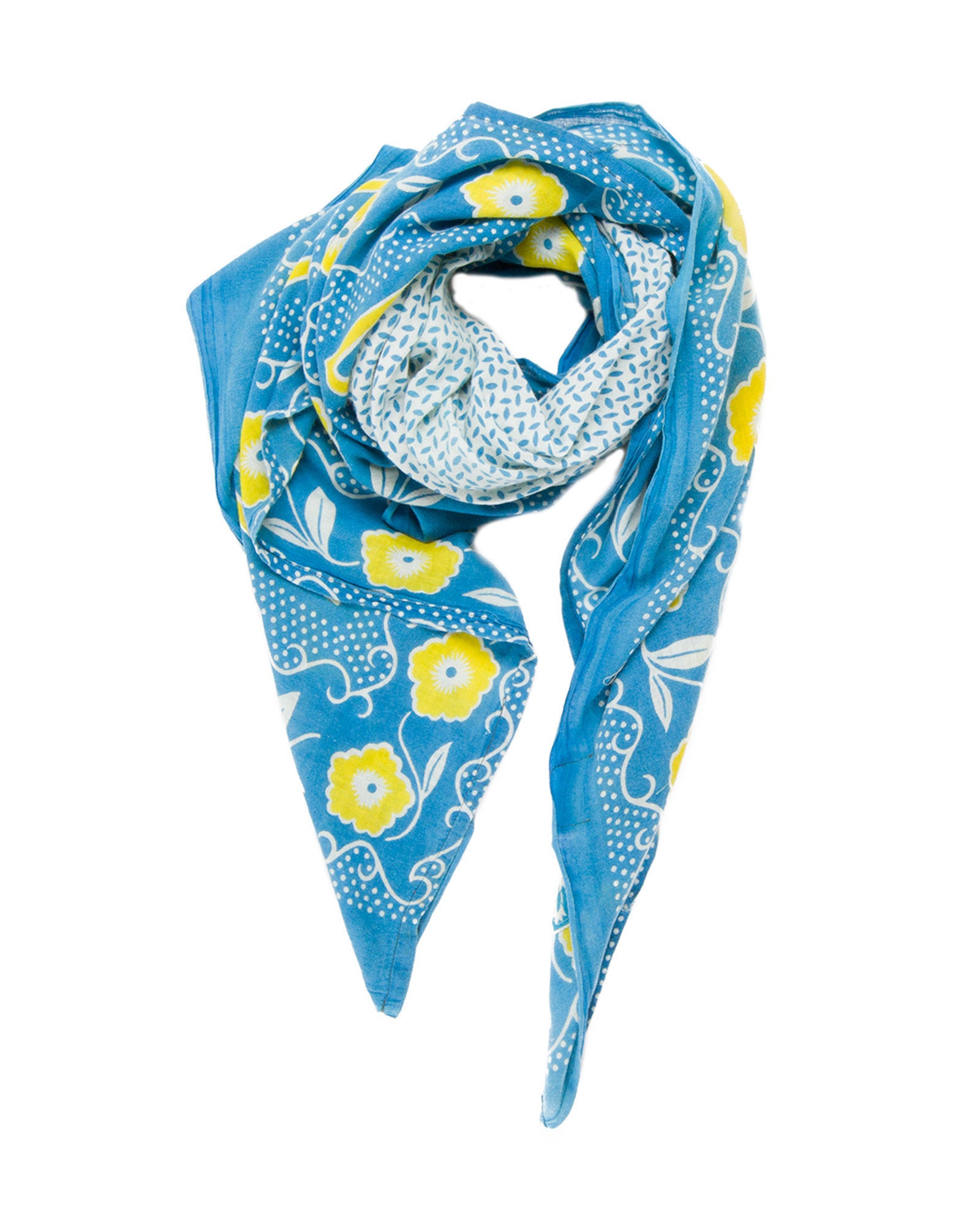 Tuishi Kwa Scarf